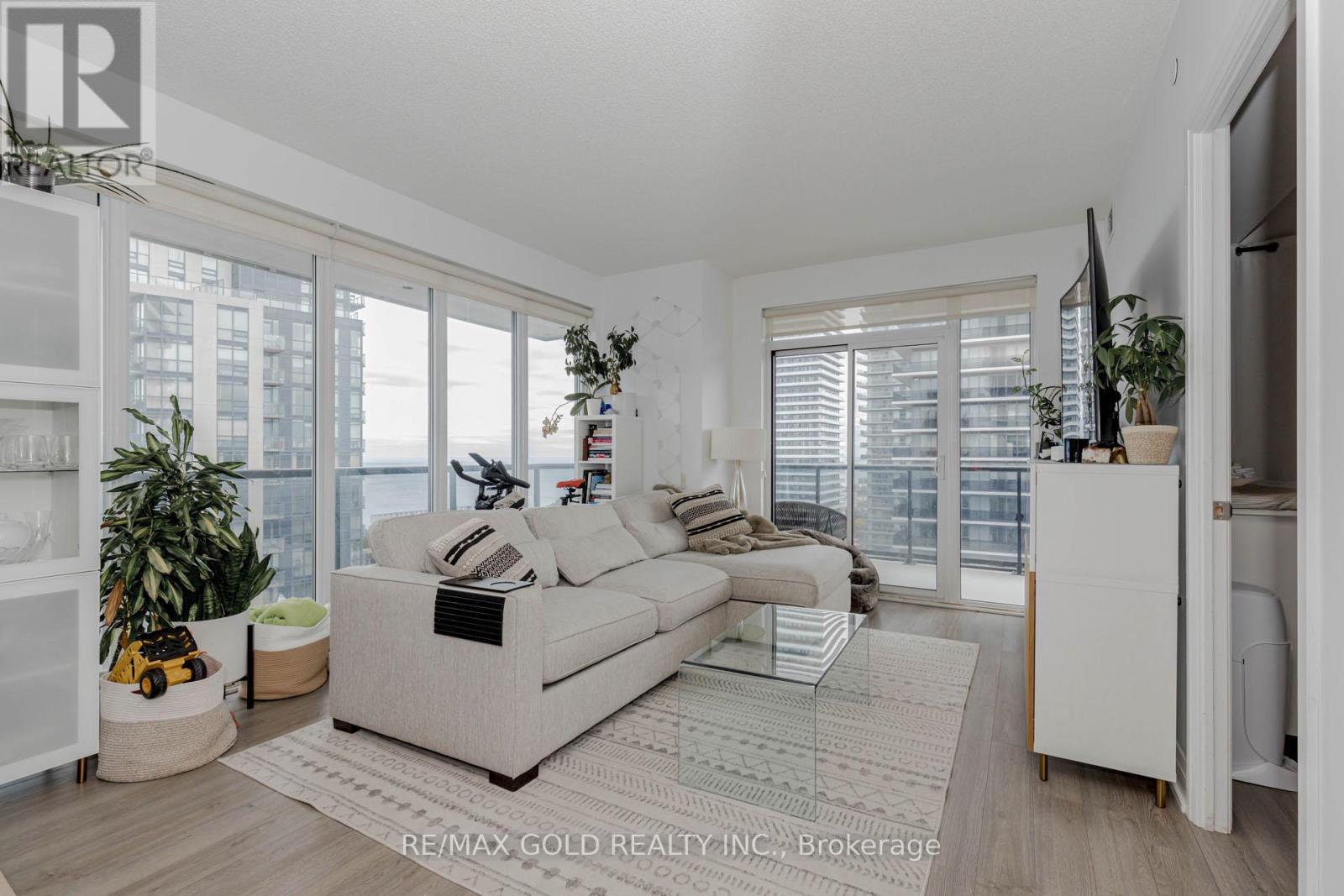 2203 - 56 Annie Craig Drive, Toronto (Mimico), Ontario  M8V 0C8 - Photo 14 - W12120379
