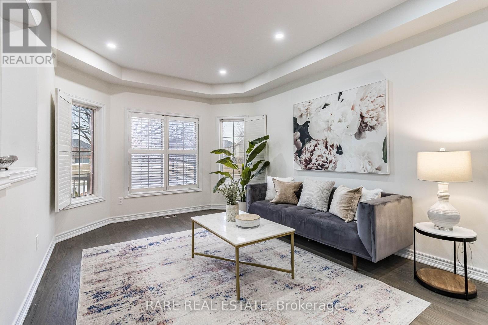 Property at 27 SUMMERSHADE STREET image 3