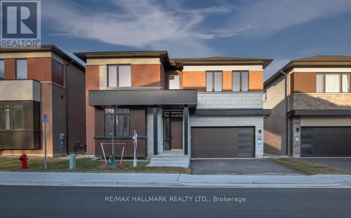 36 ROYAL HILL COURT, aurora (aurora estates), Ontario