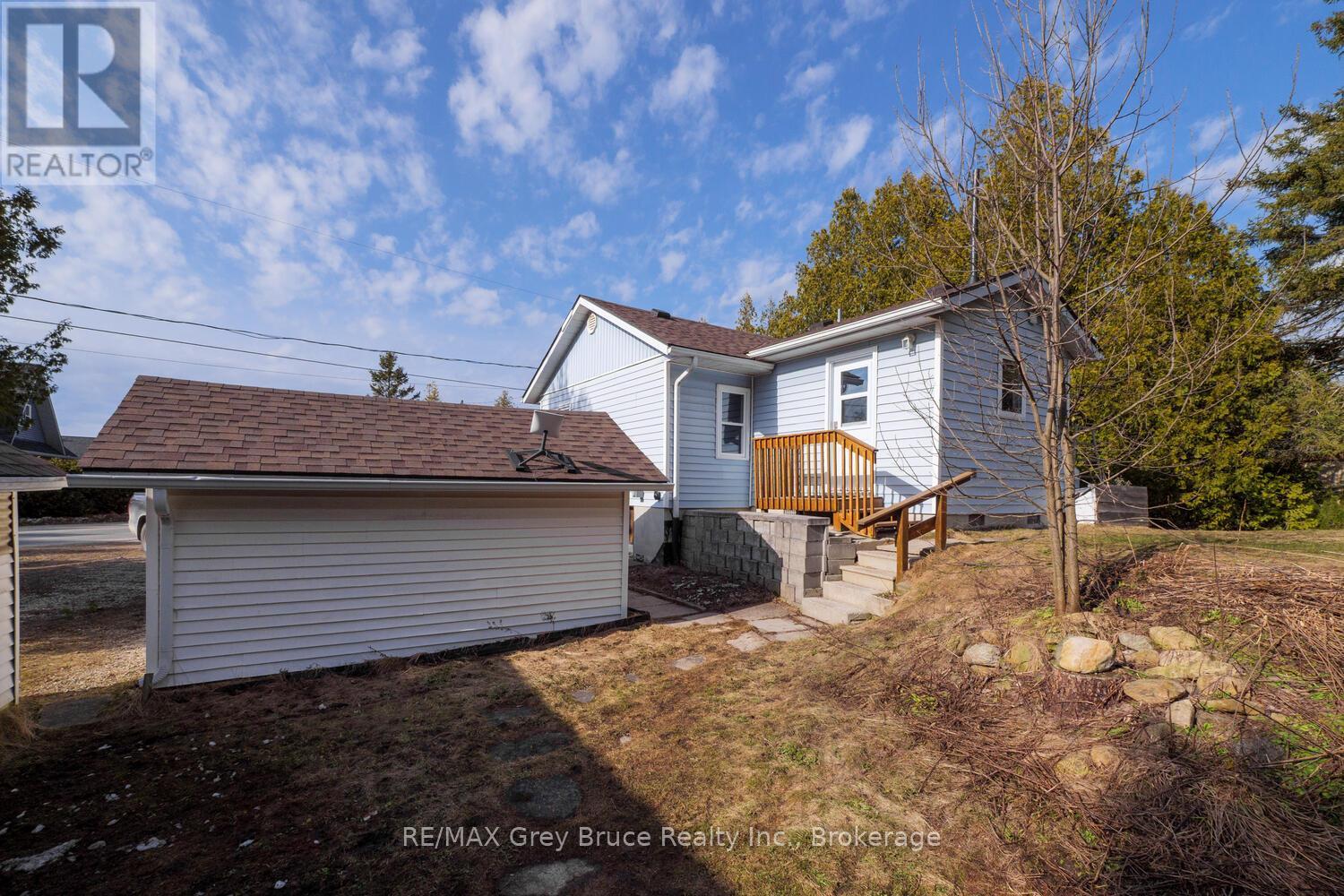 861 Pike Bay Road, Northern Bruce Peninsula, Ontario  N0H 2T0 - Photo 28 - X12120557