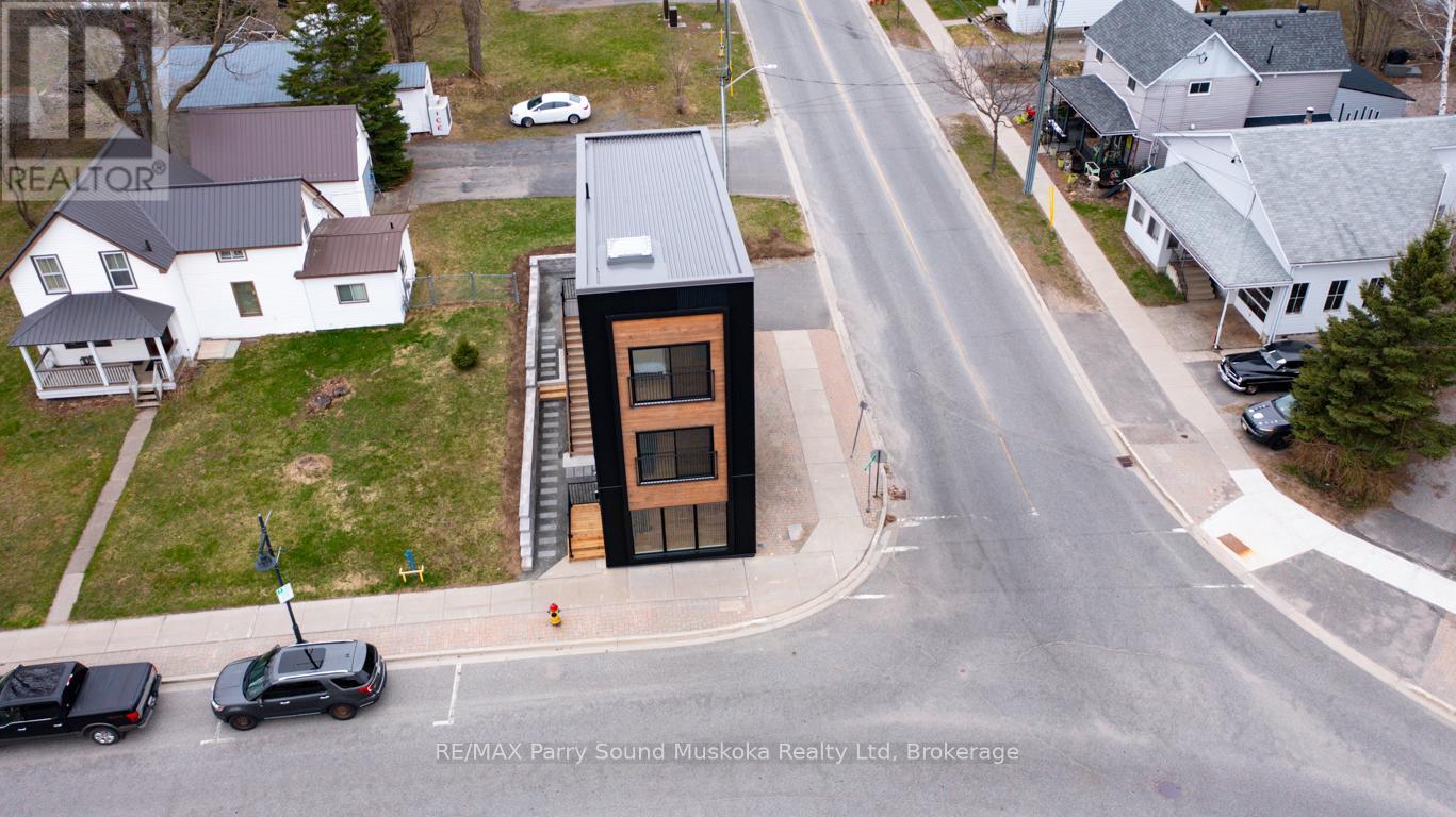 98 James Street, Parry Sound, Ontario  P2A 1T9 - Photo 46 - X12120611