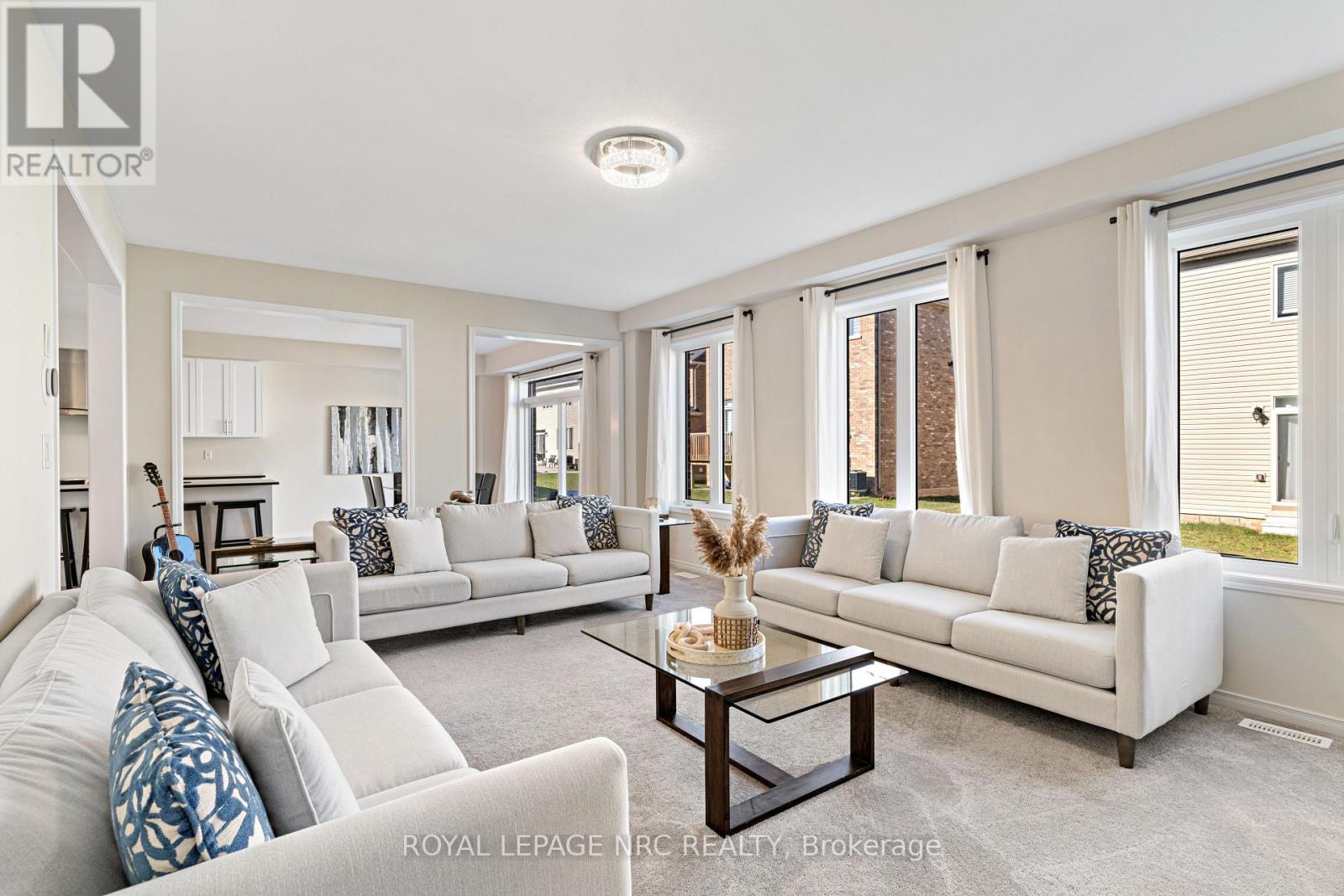 Property at 16 DOREEN DRIVE image 3