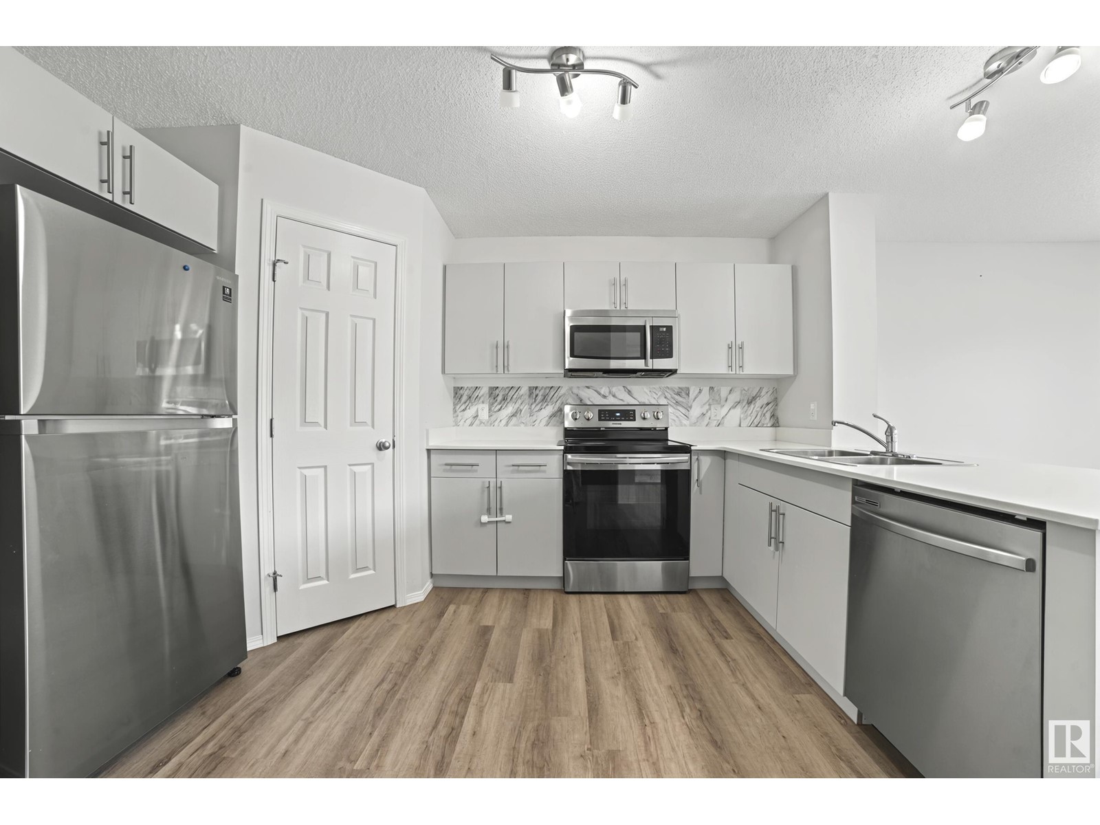 Property at 3099 CHECKNITA WY SW image 5