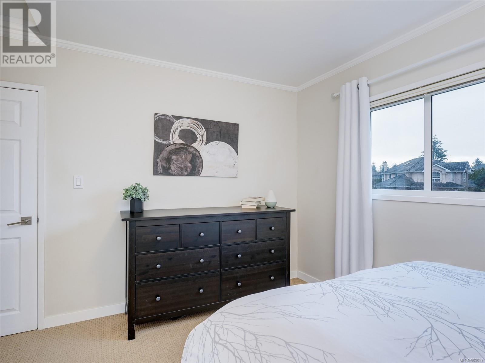 4447 Narvaez Cres, Saanich, British Columbia  V8N 2S7 - Photo 19 - 983087