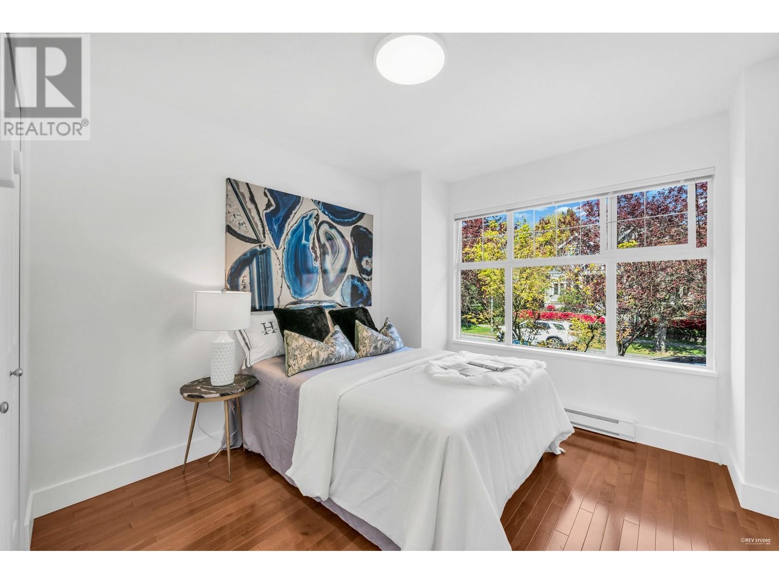 Listing Picture 25 of 40 : 980 W 58TH AVENUE, Vancouver / 溫哥華 - 魯藝地產 Yvonne Lu Group - MLS Medallion Club Member