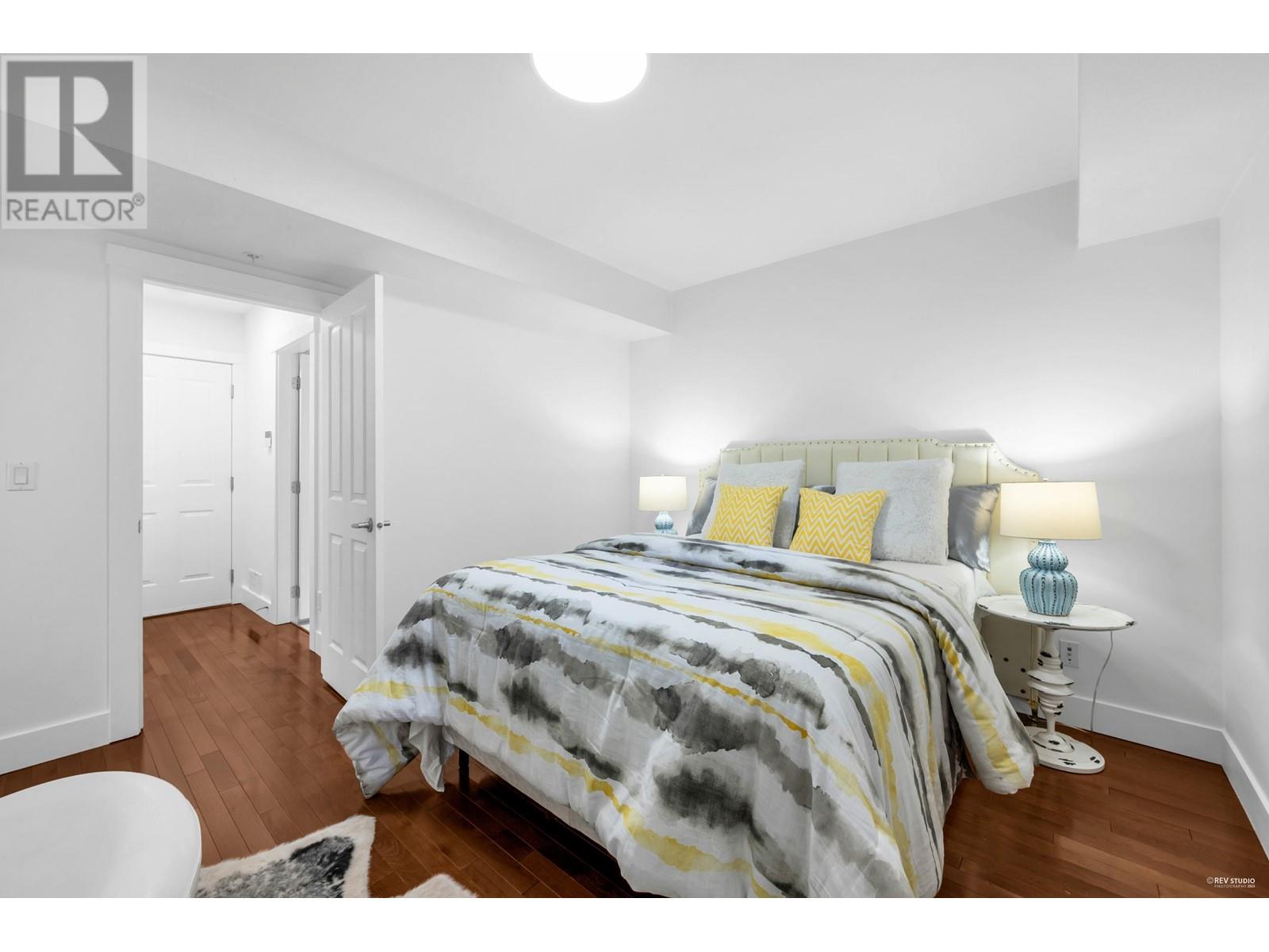 Listing Picture 30 of 40 : 980 W 58TH AVENUE, Vancouver / 溫哥華 - 魯藝地產 Yvonne Lu Group - MLS Medallion Club Member