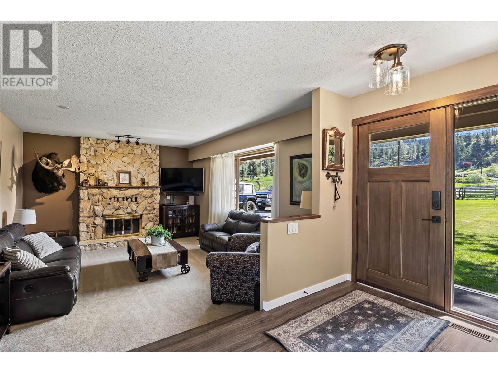 8517 Colt Road, Kamloops, British Columbia  V0E 1Z0 - Photo 9 - 10345573