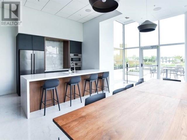 Listing Picture 16 of 27 : 3507 1955 ALPHA WAY, Burnaby / 本拿比 - 魯藝地產 Yvonne Lu Group - MLS Medallion Club Member