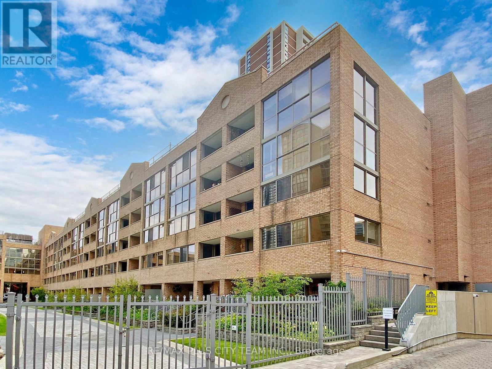 Th 112 - 60 Homewood Avenue, Toronto, Ontario  M4Y 2X4 - Photo 46 - C12117191