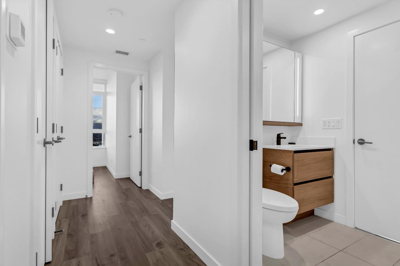 3304 10448 University Drive, Surrey, British Columbia  V3T 0S7 - Photo 21 - R2997483