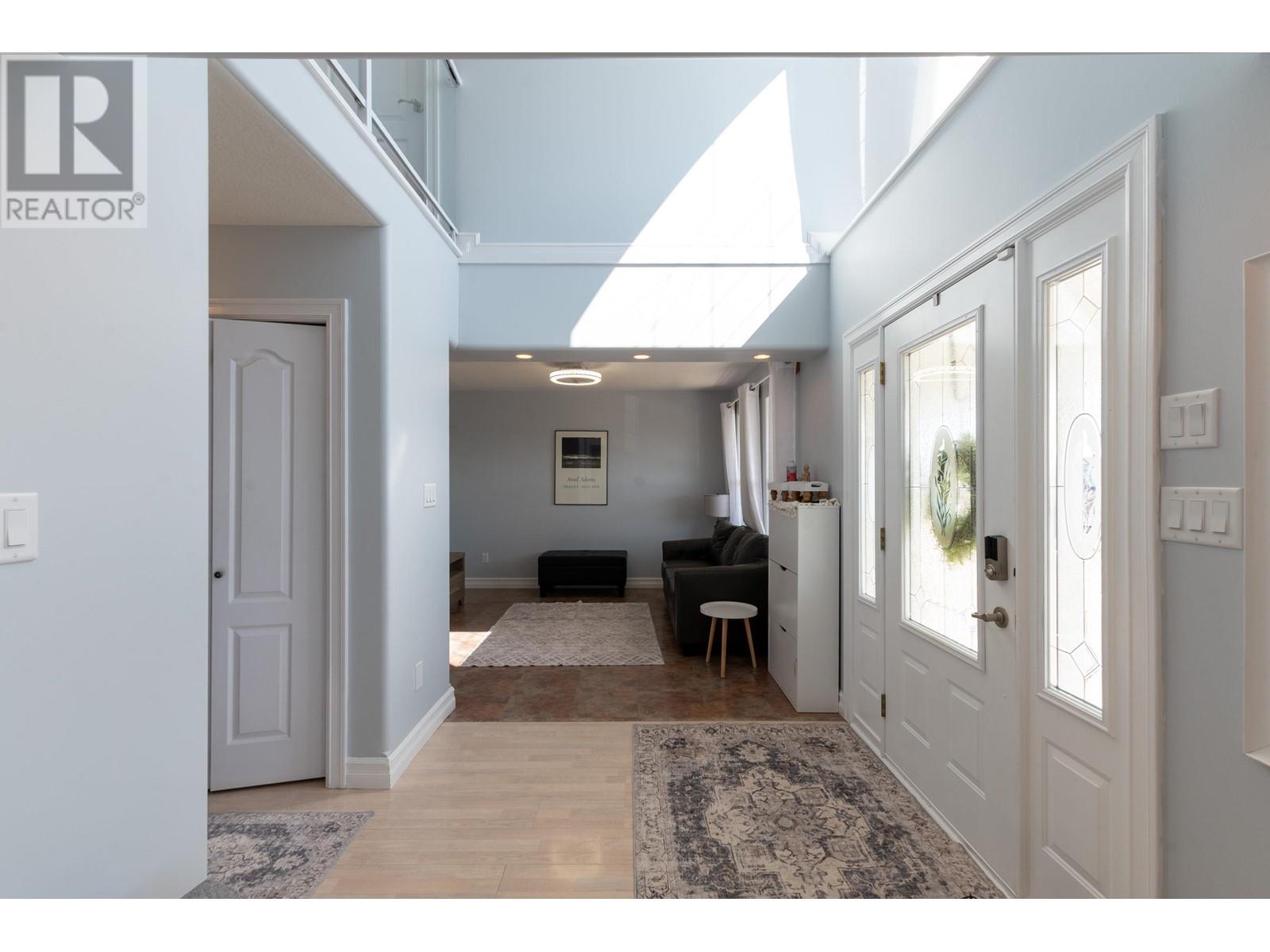 Property at 6903 WESTMOUNT DRIVE image 2