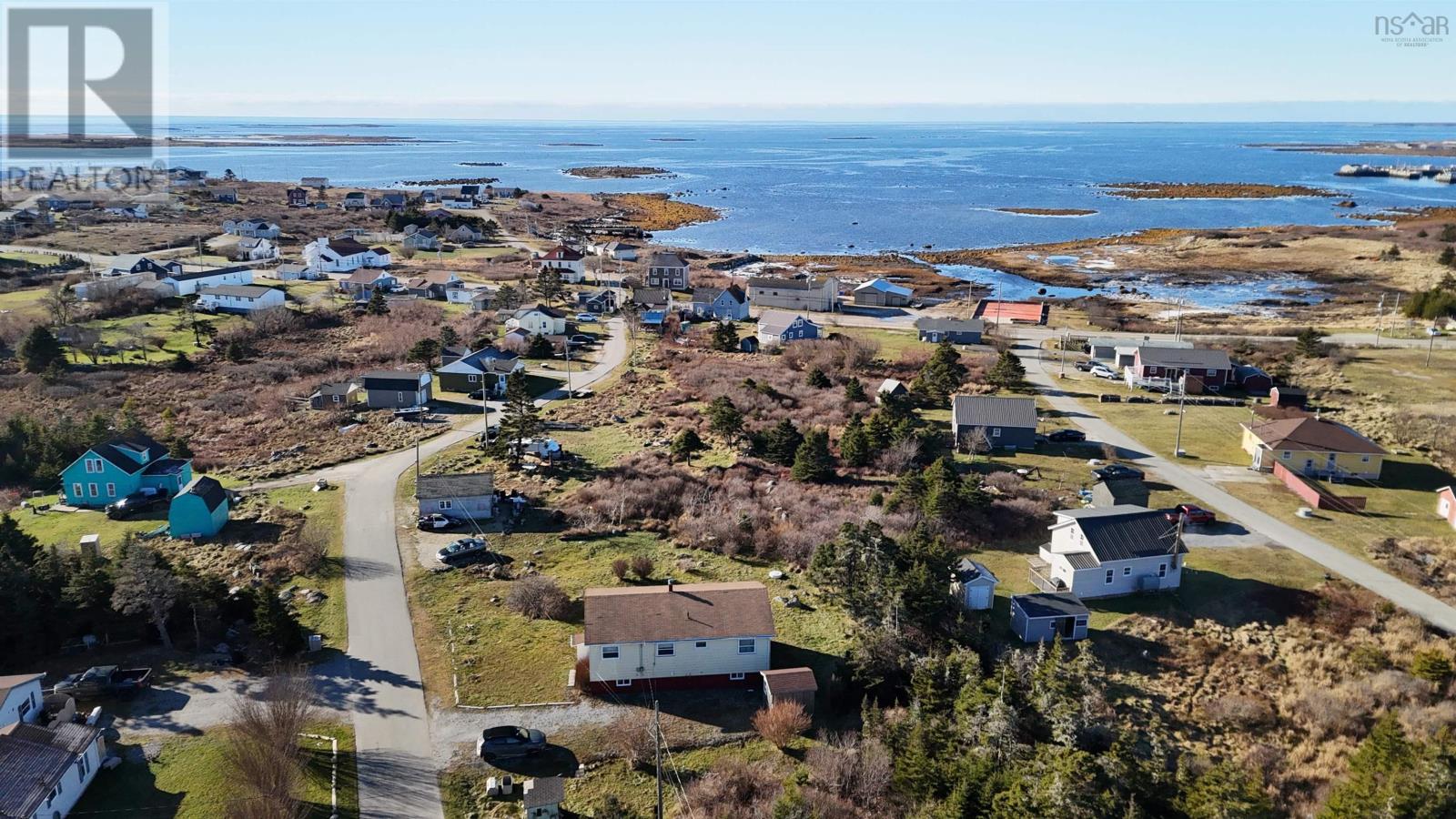 39 Robie Street, Clark's Harbour, Nova Scotia  B0W 1P0 - Photo 19 - 202428457