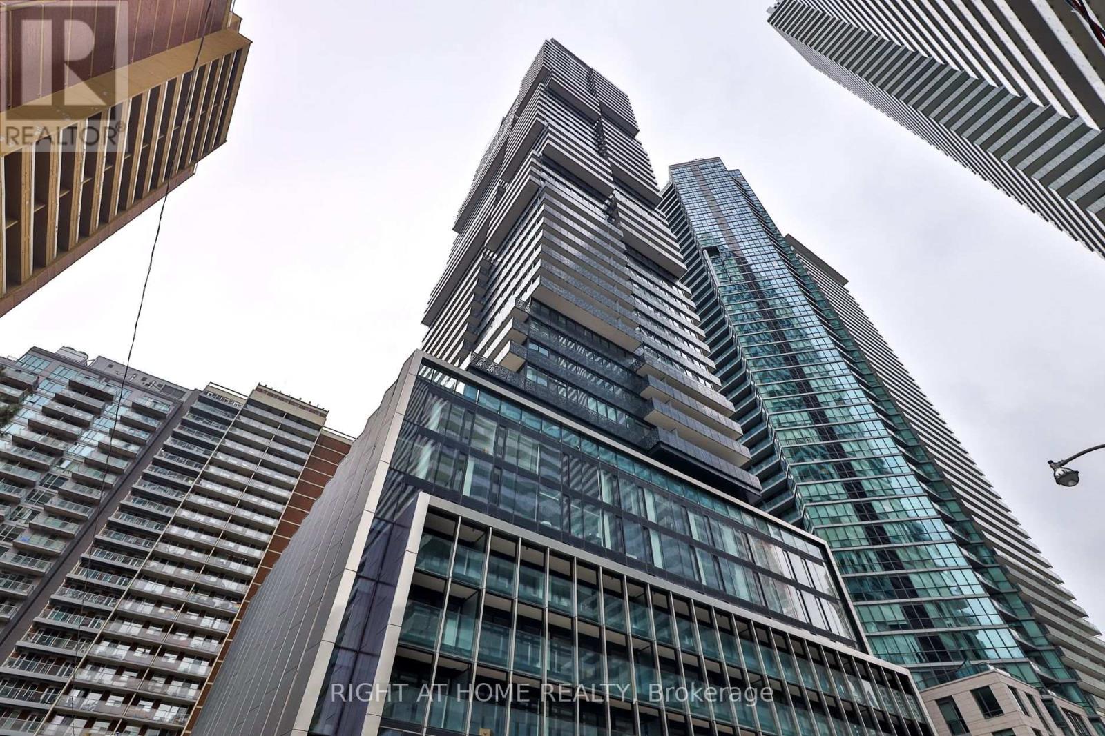 1911 - 55 Charles Street E, Toronto, Ontario  M4Y 1S9 - Photo 1 - C12089662