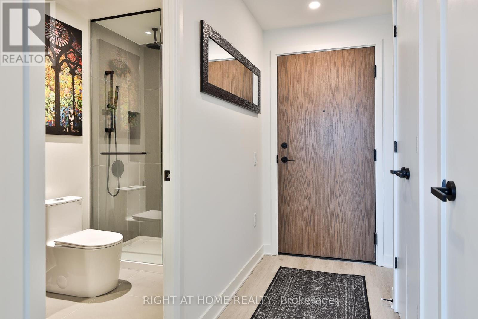 1911 - 55 Charles Street E, Toronto, Ontario  M4Y 1S9 - Photo 6 - C12089662