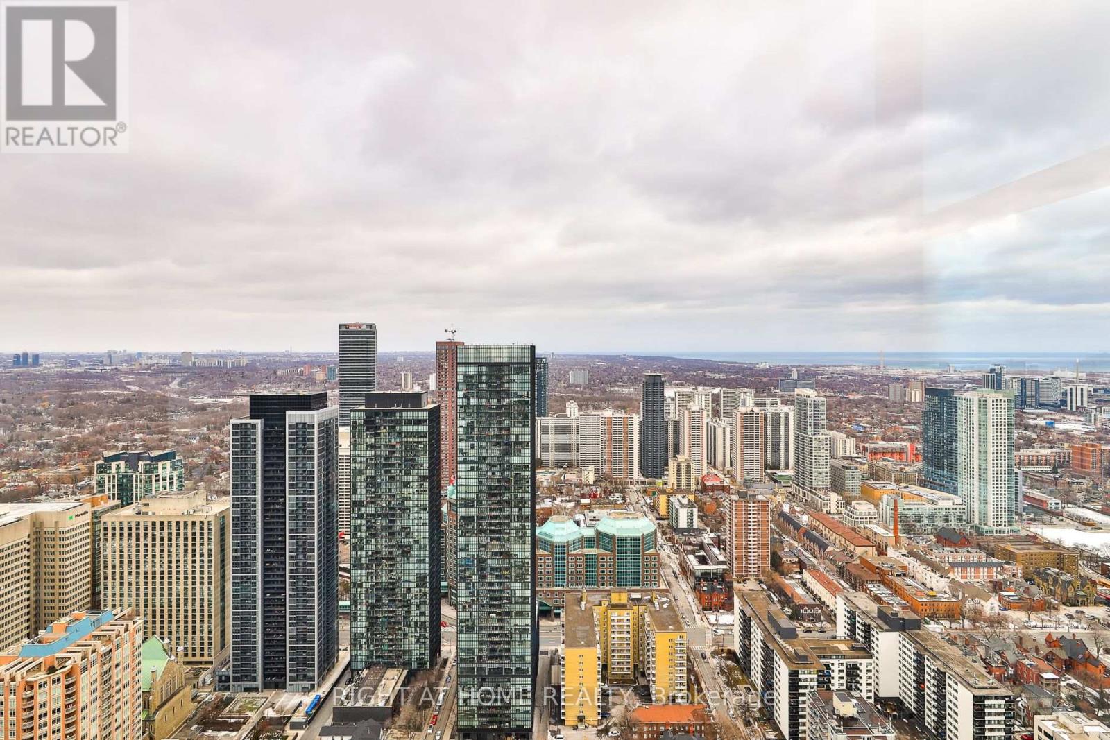 1911 - 55 Charles Street E, Toronto, Ontario  M4Y 1S9 - Photo 44 - C12089662