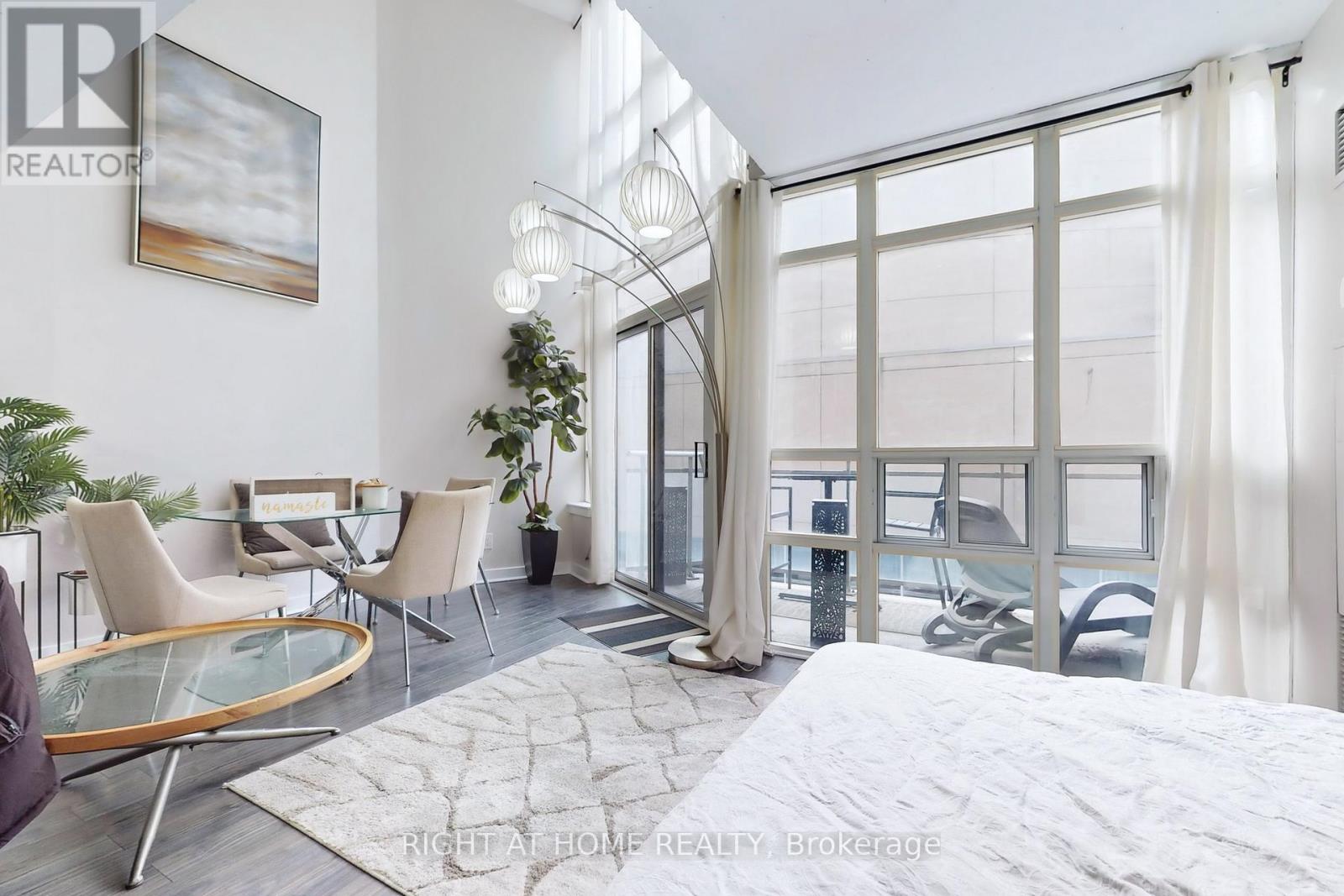 401 - 255 Richmond Street E, Toronto, Ontario  M5A 4T7 - Photo 17 - C12023897