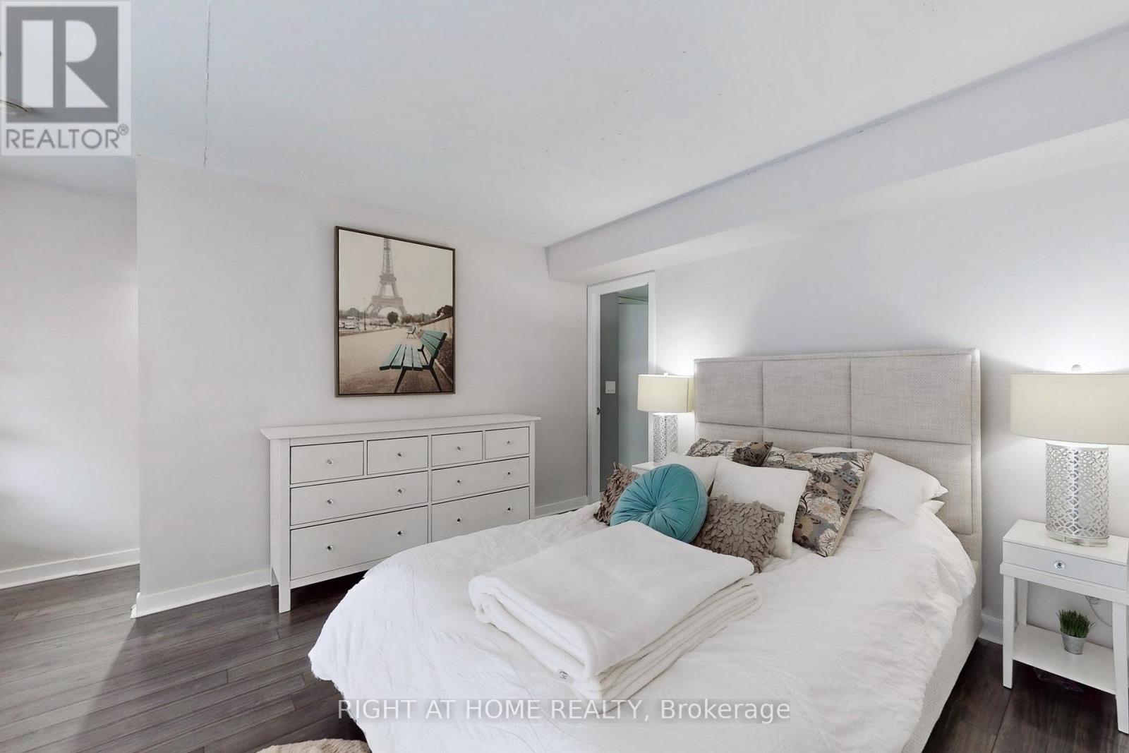 401 - 255 Richmond Street E, Toronto, Ontario  M5A 4T7 - Photo 29 - C12023897