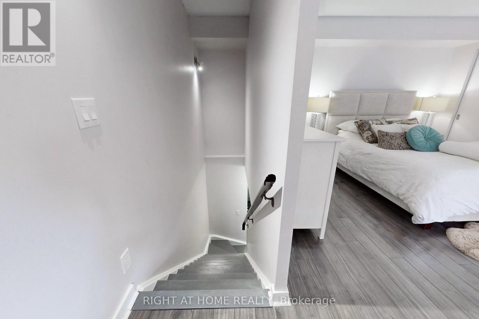 401 - 255 Richmond Street E, Toronto, Ontario  M5A 4T7 - Photo 26 - C12023897