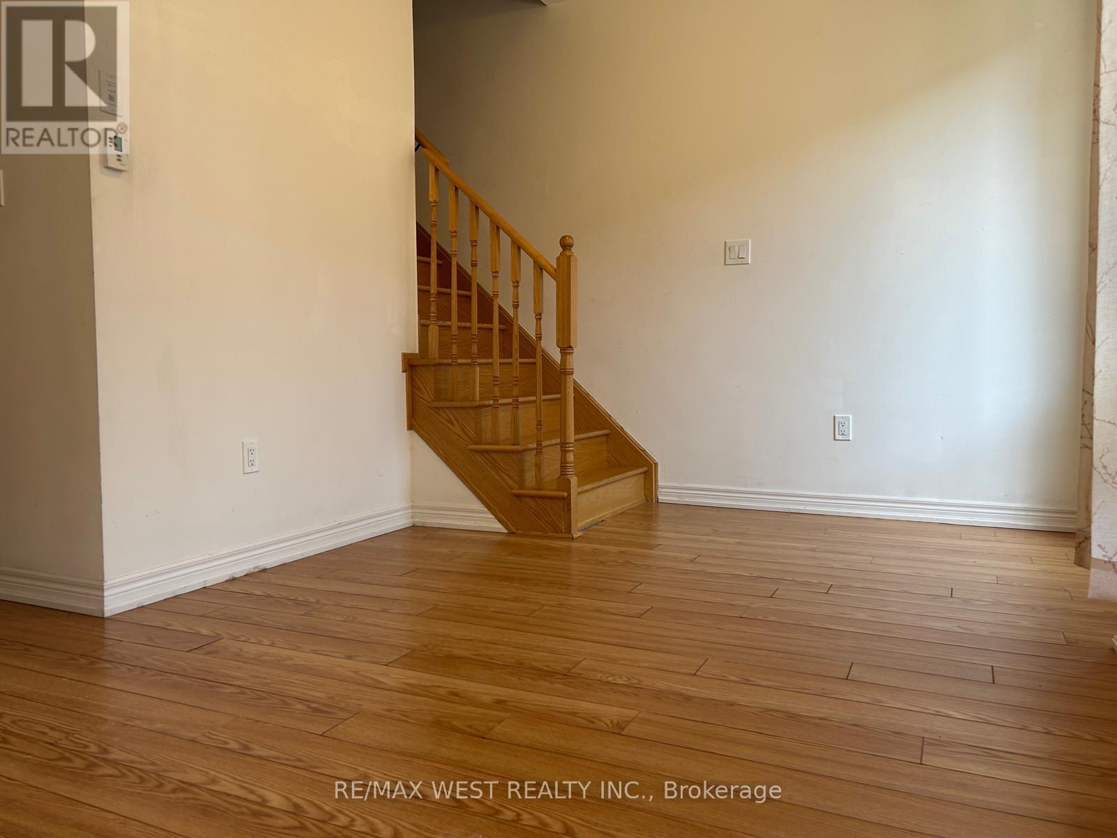 101 - 9470 The Gore Road, Brampton, Ontario  L6P 4P9 - Photo 9 - W12078846