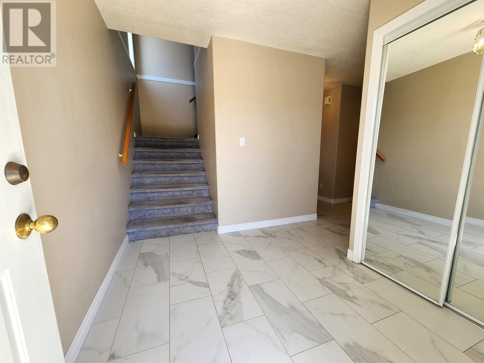 Property at 120 7180 ST LAWRENCE AVENUE image 5