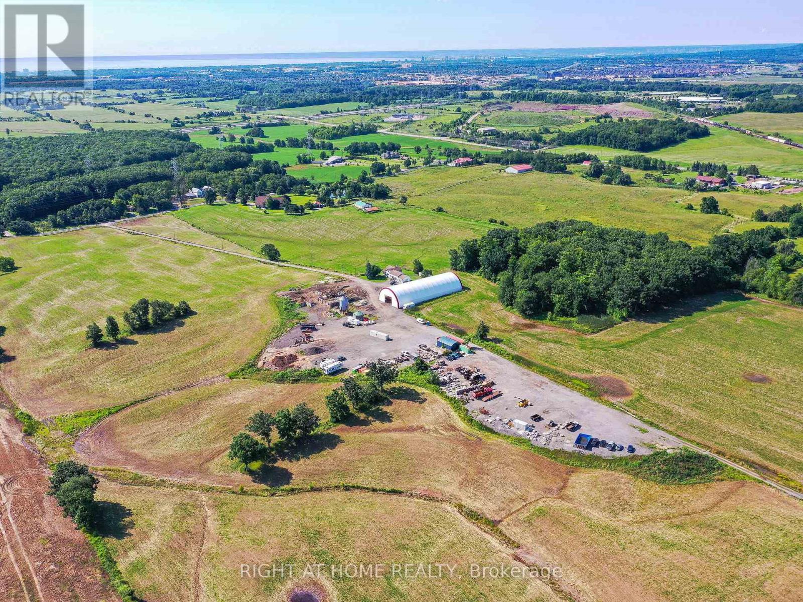 3369 Burnhamthorpe Road W, Milton, Ontario  L9E 0J6 - Photo 3 - W9073926