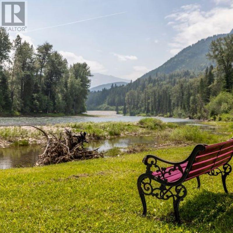 6542 Morrissey Road, Elk Valley, British Columbia  V0B 1M1 - Photo 12 - 2471199