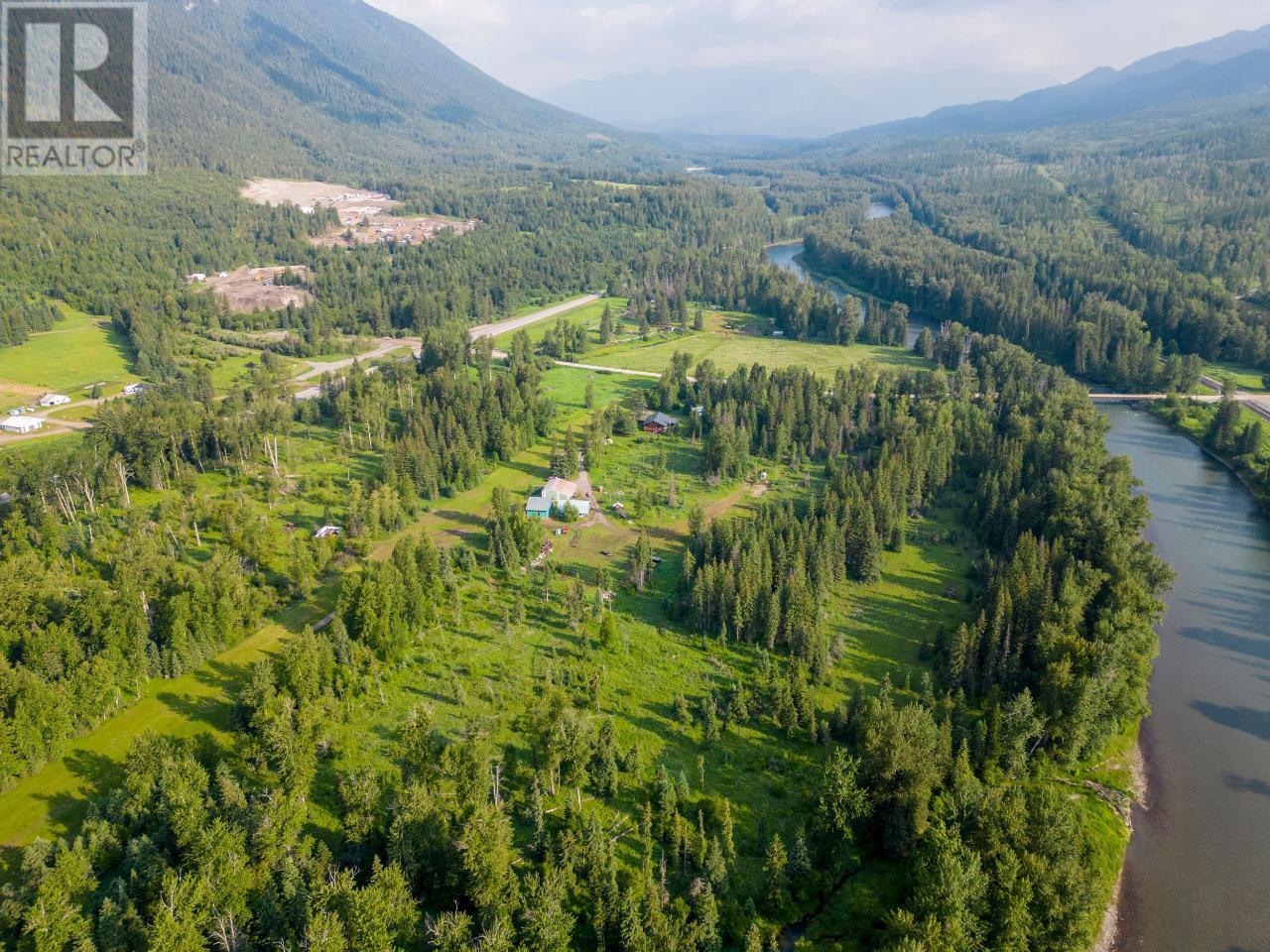 6542 Morrissey Road, Elk Valley, British Columbia  V0B 1M1 - Photo 6 - 2471199