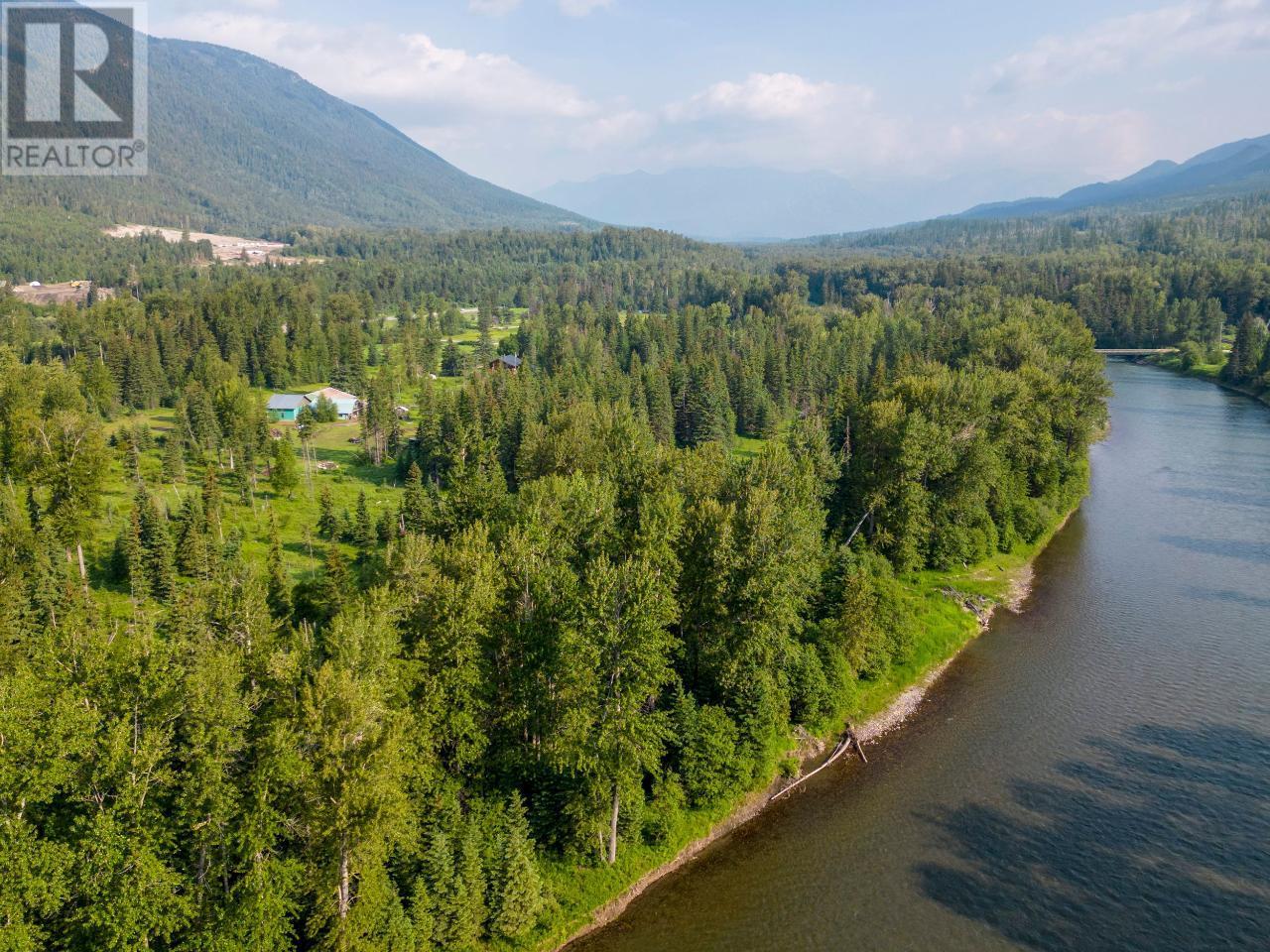 6542 Morrissey Road, Elk Valley, British Columbia  V0B 1M1 - Photo 2 - 2471199