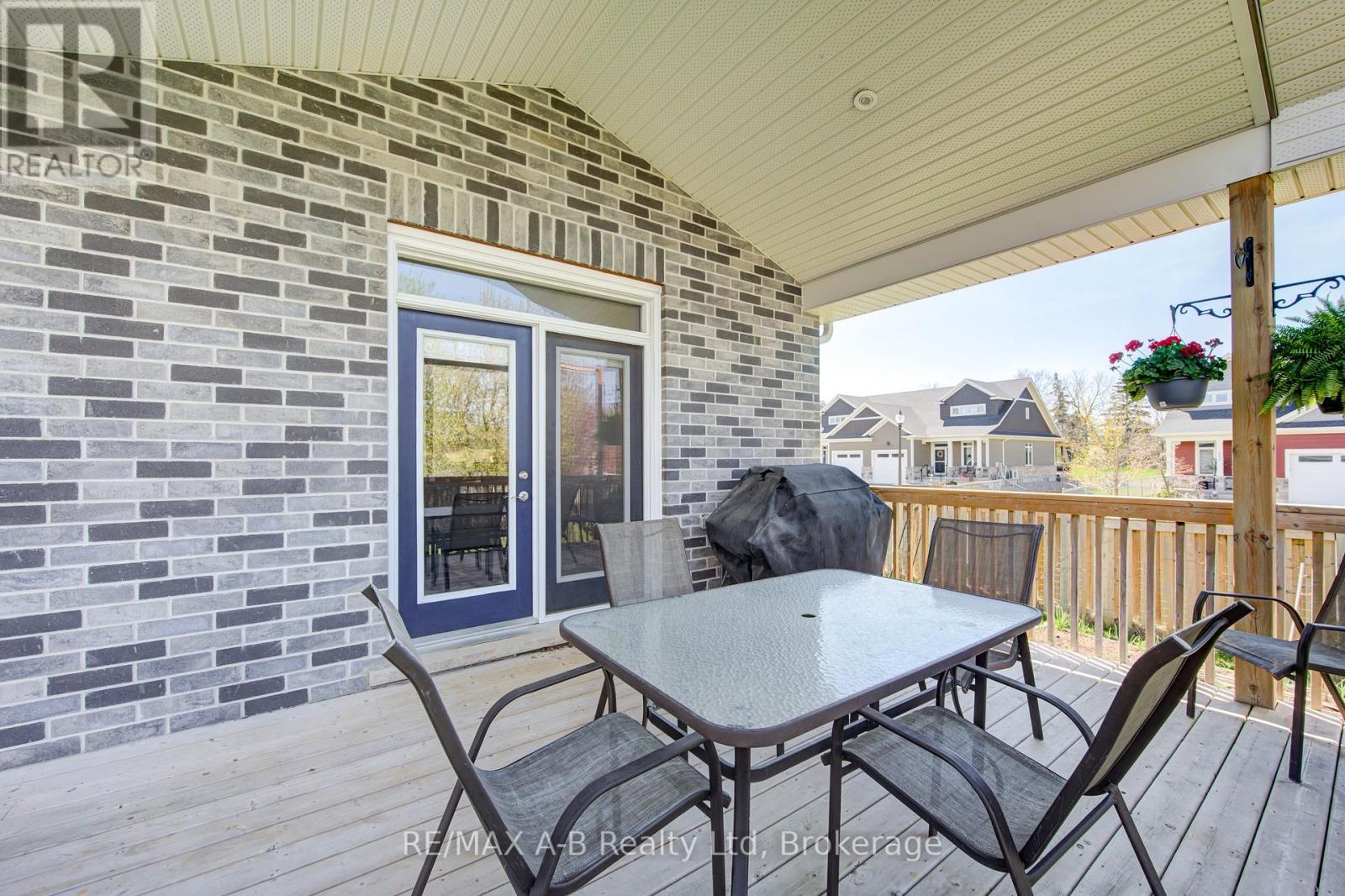 2 Diamondridge Court, St. Marys, Ontario  N4X 0B3 - Photo 31 - X12118079