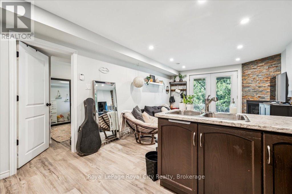 38 Marshall Drive, Guelph, Ontario  N1E 0K7 - Photo 40 - X12118431
