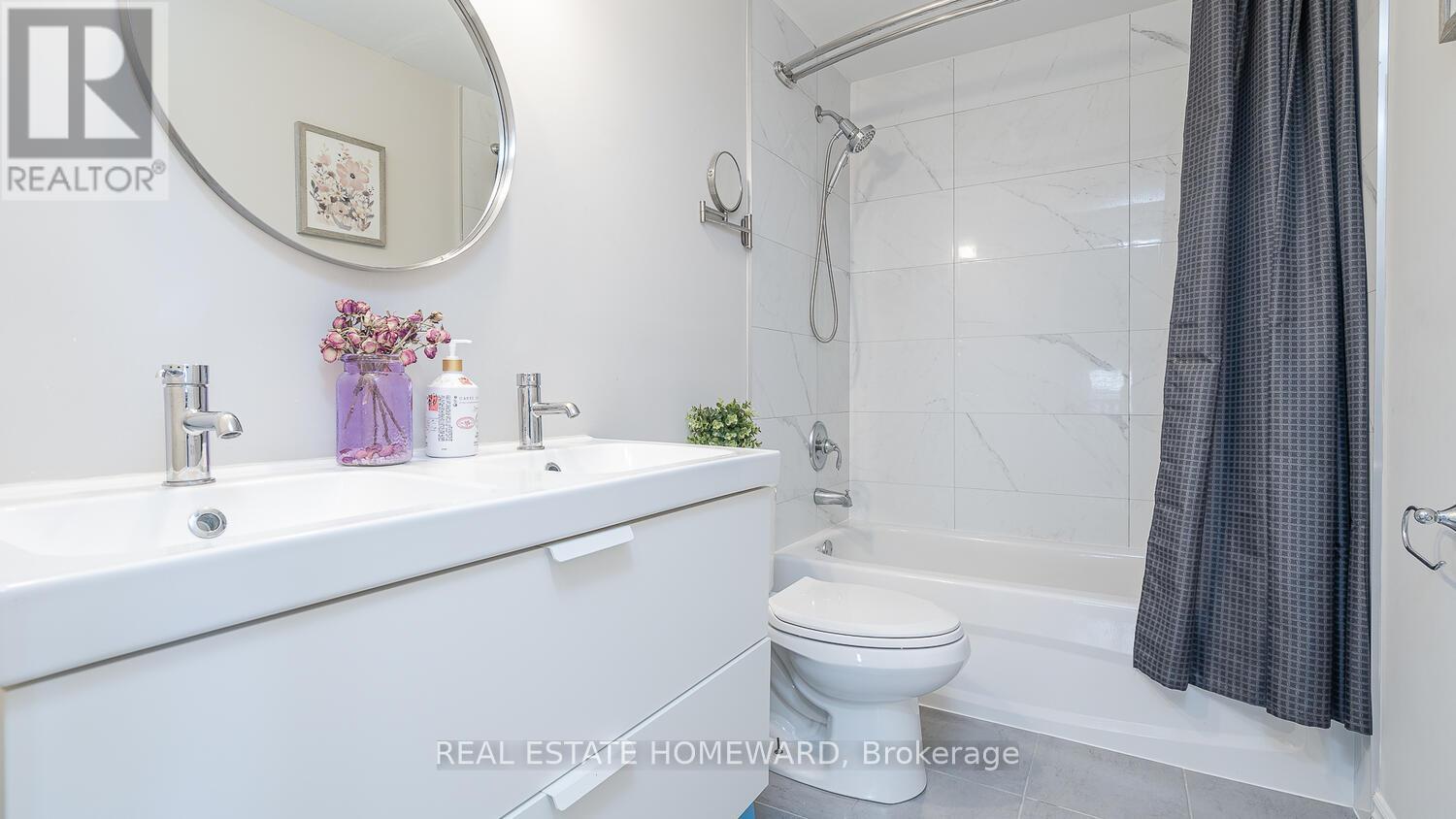 81 Hadden Crescent, Barrie, Ontario  L4M 6G7 - Photo 14 - S12103695