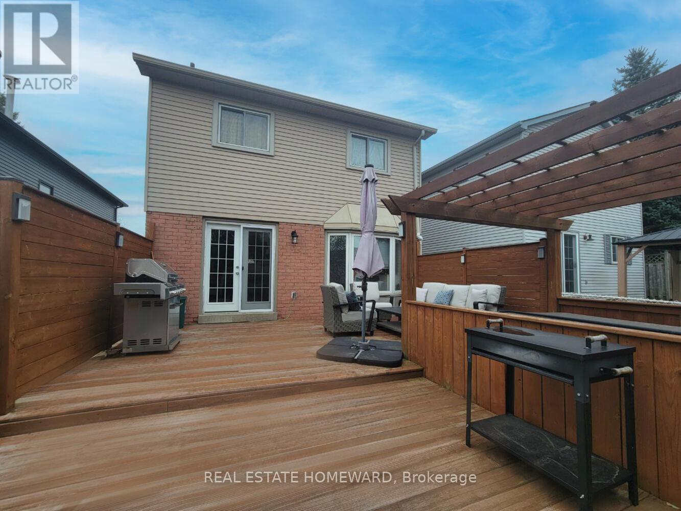 81 Hadden Crescent, Barrie, Ontario  L4M 6G7 - Photo 24 - S12103695