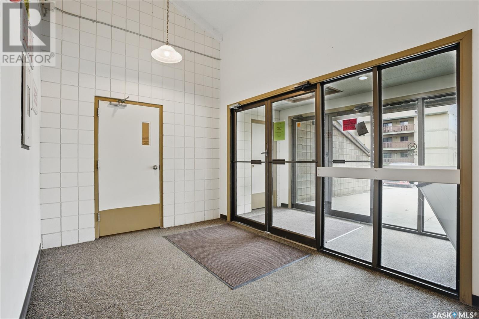 Property at 115B 4040 8th STREET E image 5