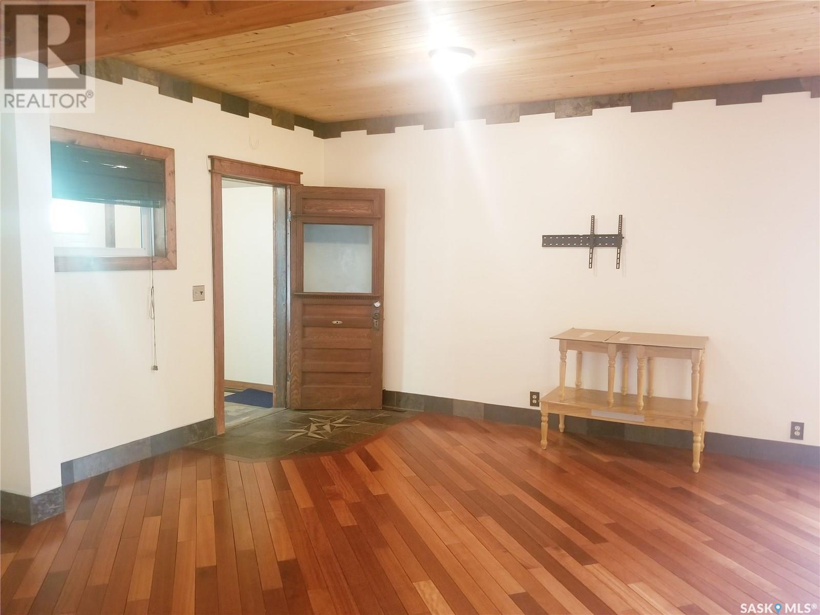 Property at 1937 Halifax STREET image 5