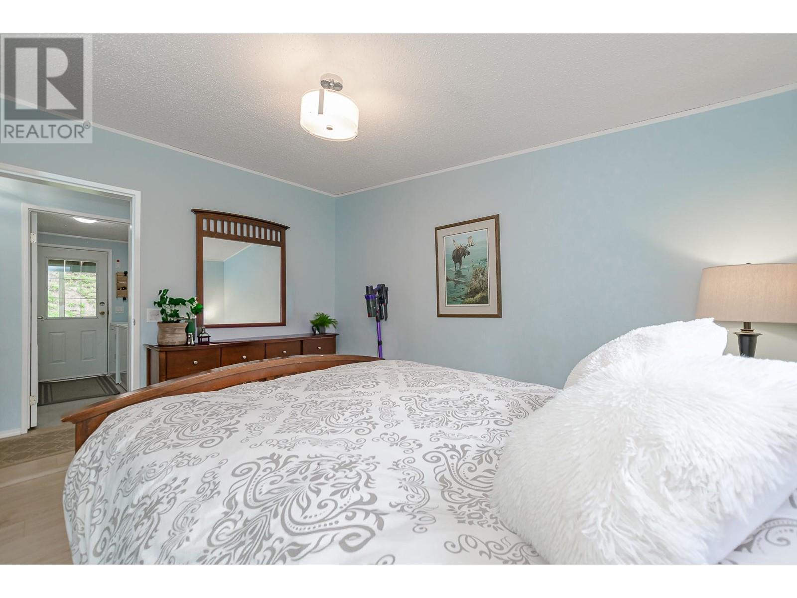 725 Abbington Lane, Tappen, British Columbia  V0E 2X0 - Photo 24 - 10337390