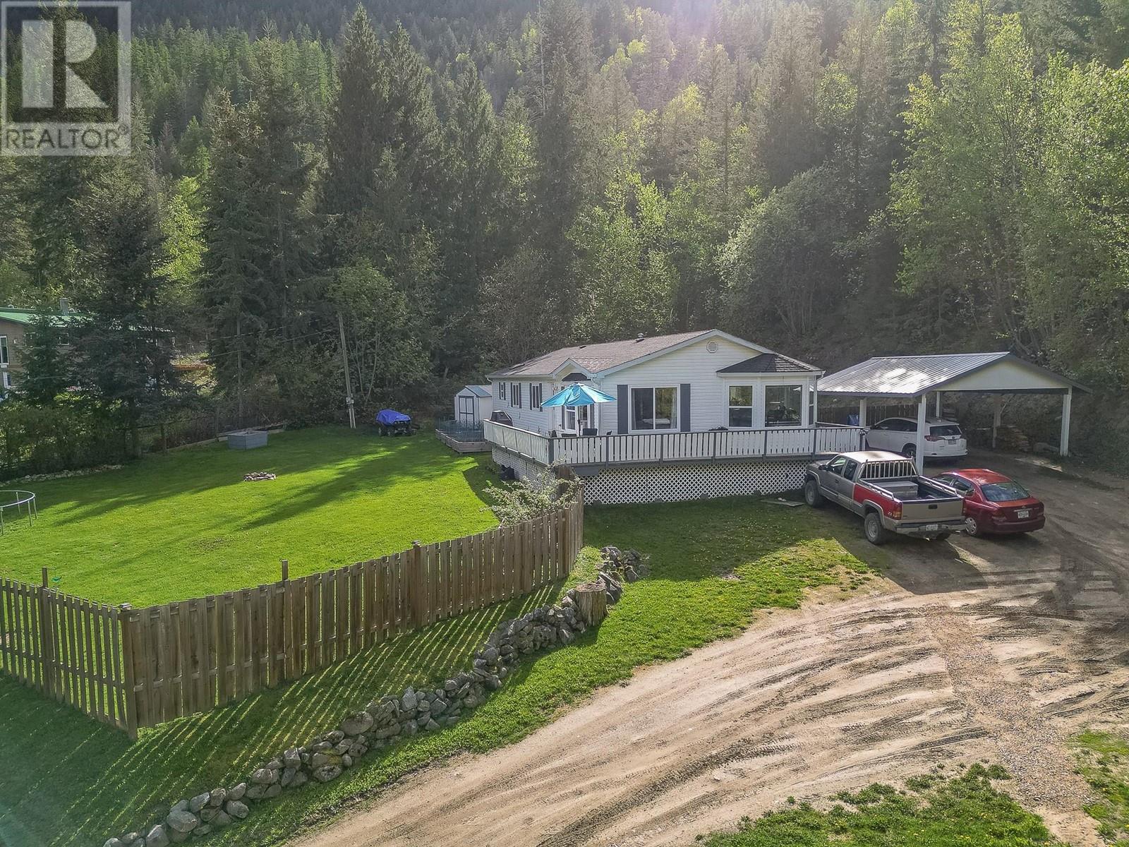 725 Abbington Lane, Tappen, British Columbia  V0E 2X0 - Photo 43 - 10337390