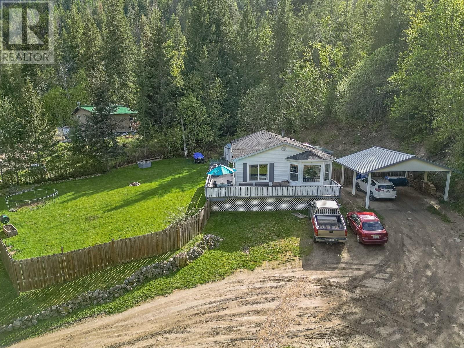 725 Abbington Lane, Tappen, British Columbia  V0E 2X0 - Photo 44 - 10337390