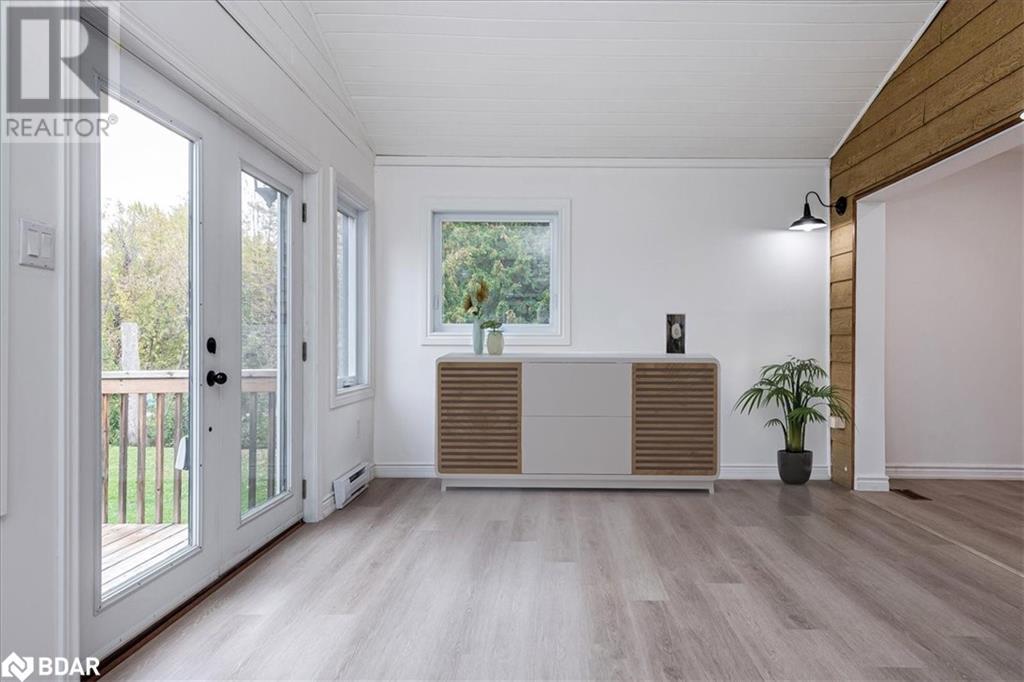 Property at 1063 WOOD Street image 3