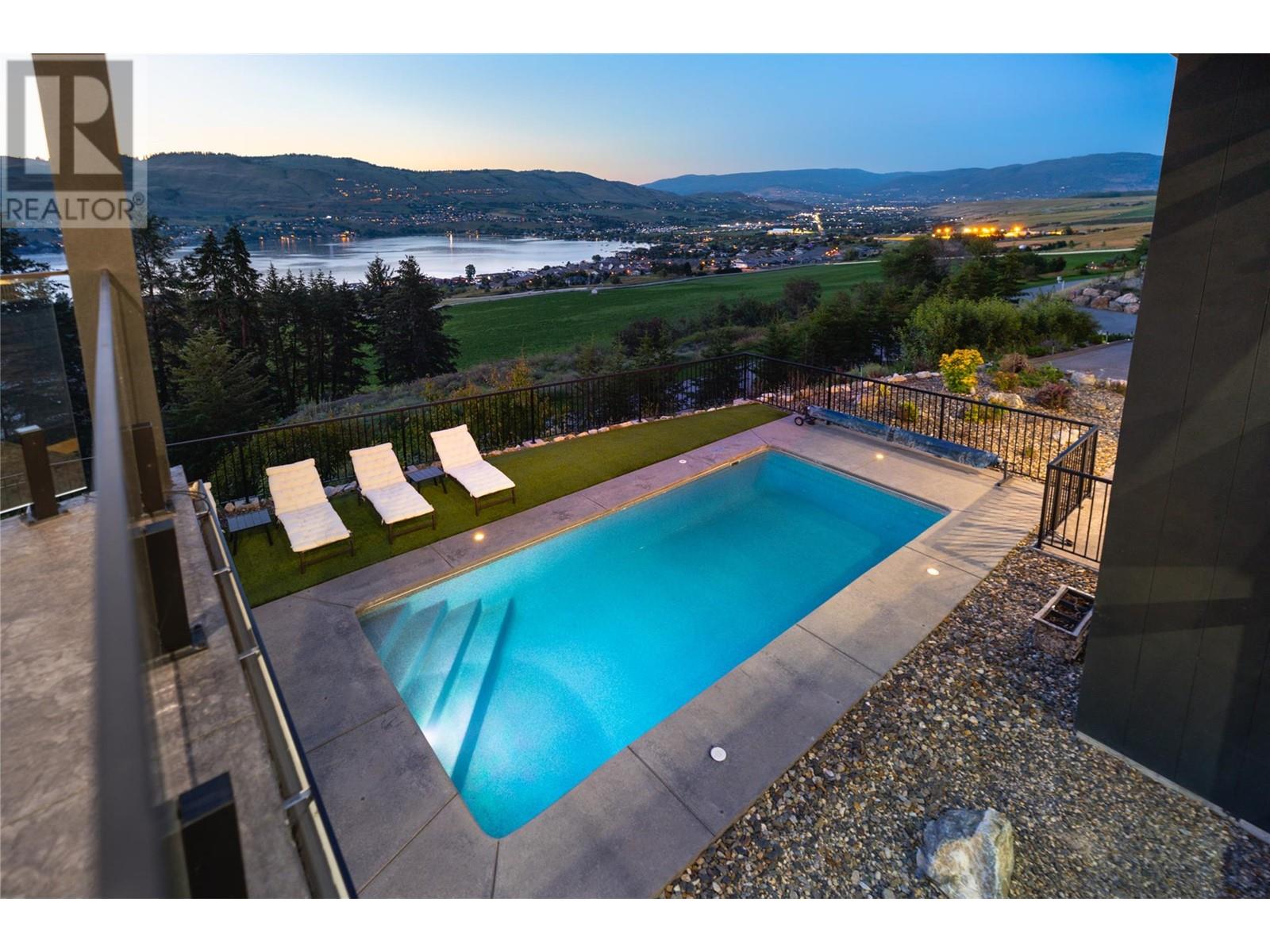 Property at 132 Sunset Boulevard image 4