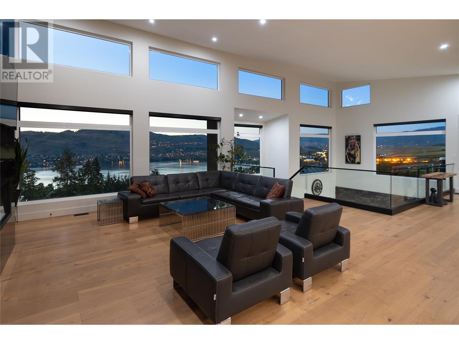 Property at 132 Sunset Boulevard image 2