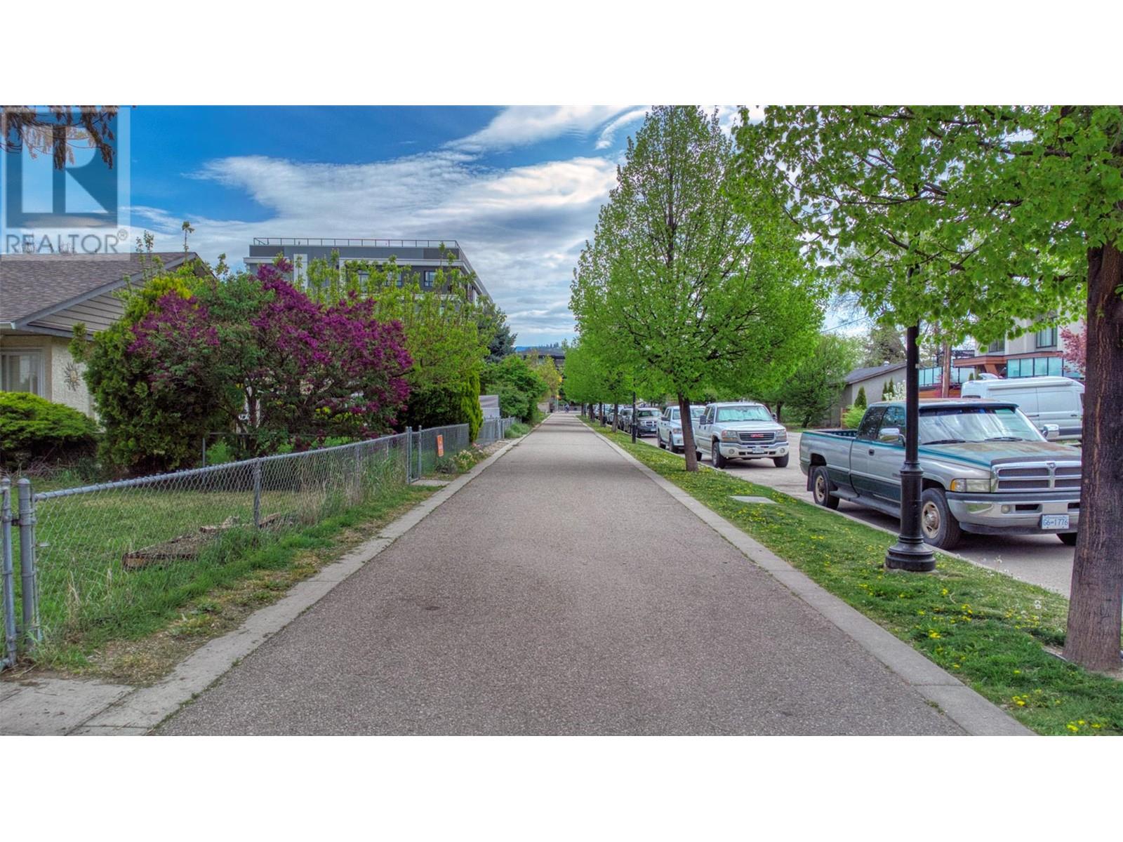 1018 Cawston Avenue, Kelowna, British Columbia  V1Y 6Z9 - Photo 4 - 10341130
