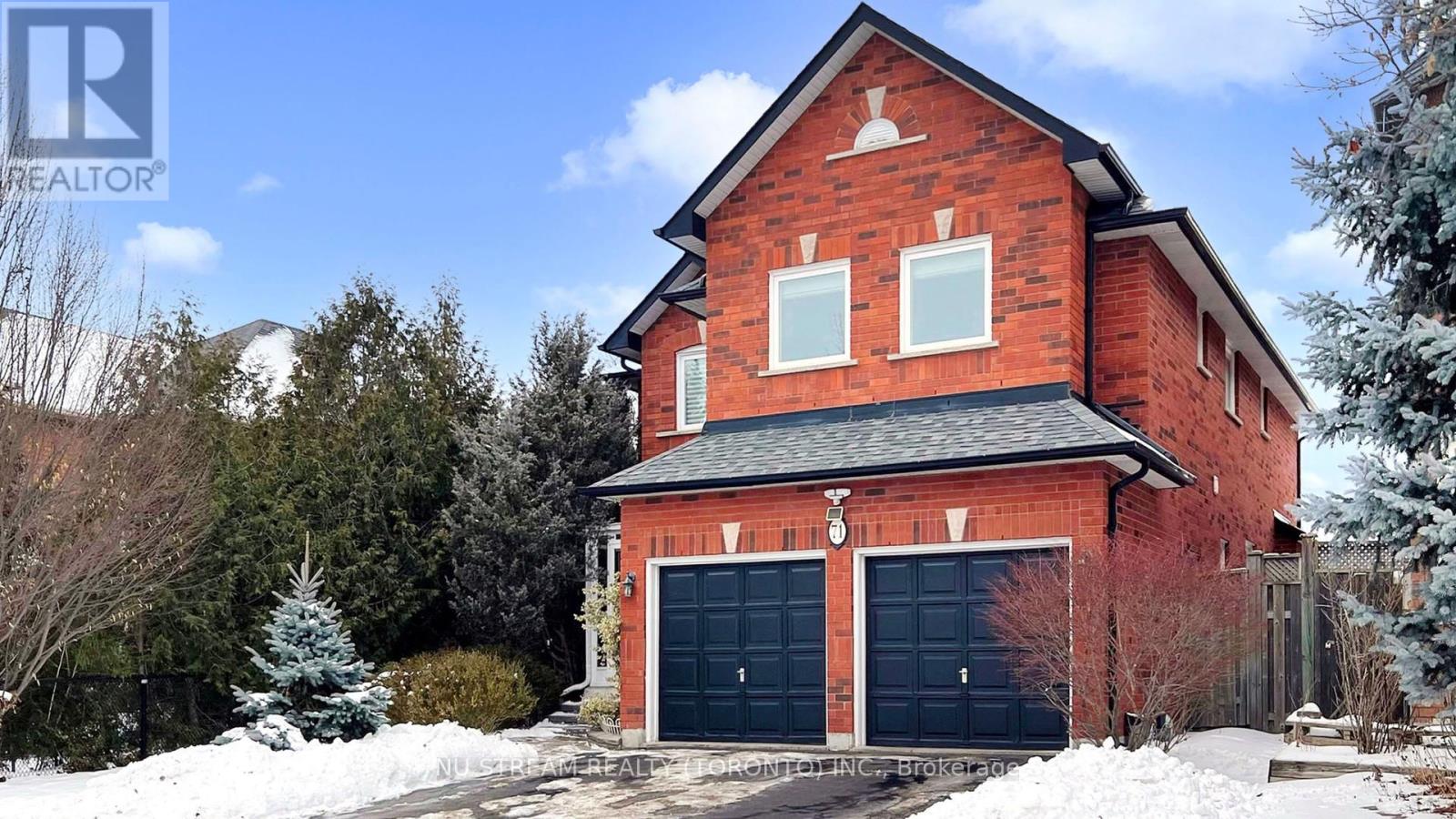 71 Alpine Crescent, Richmond Hill, Ontario  L4S 1W1 - Photo 2 - N12047147