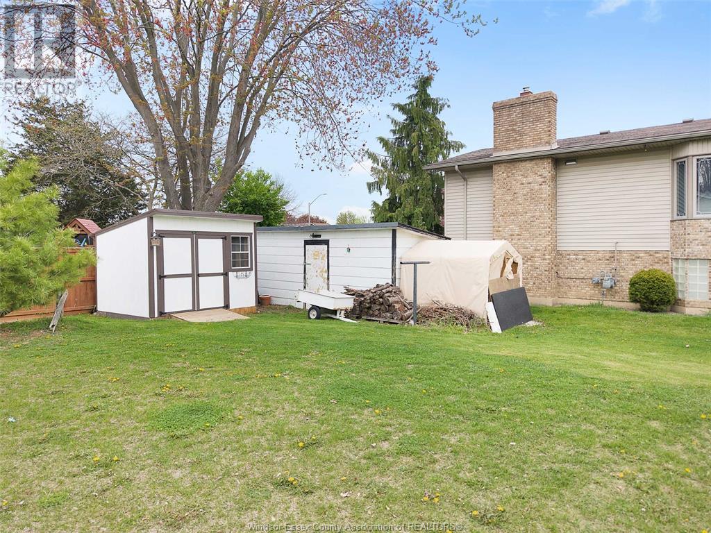 400 Simco Street, Amherstburg, Ontario  N9V 1N3 - Photo 35 - 25010948