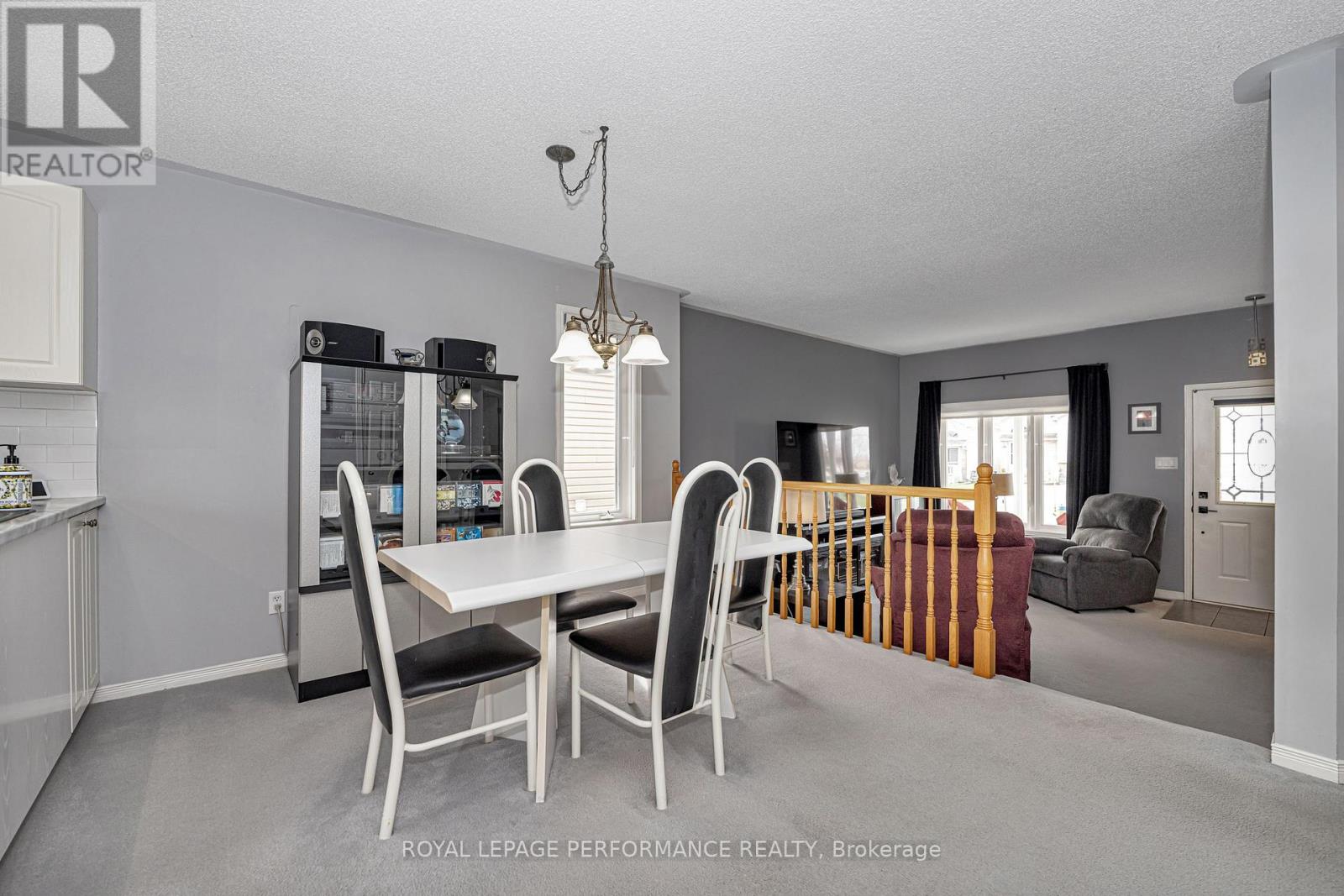 2833 Valerie Place, Clarence-Rockland, Ontario  K4K 1R3 - Photo 12 - X12120690