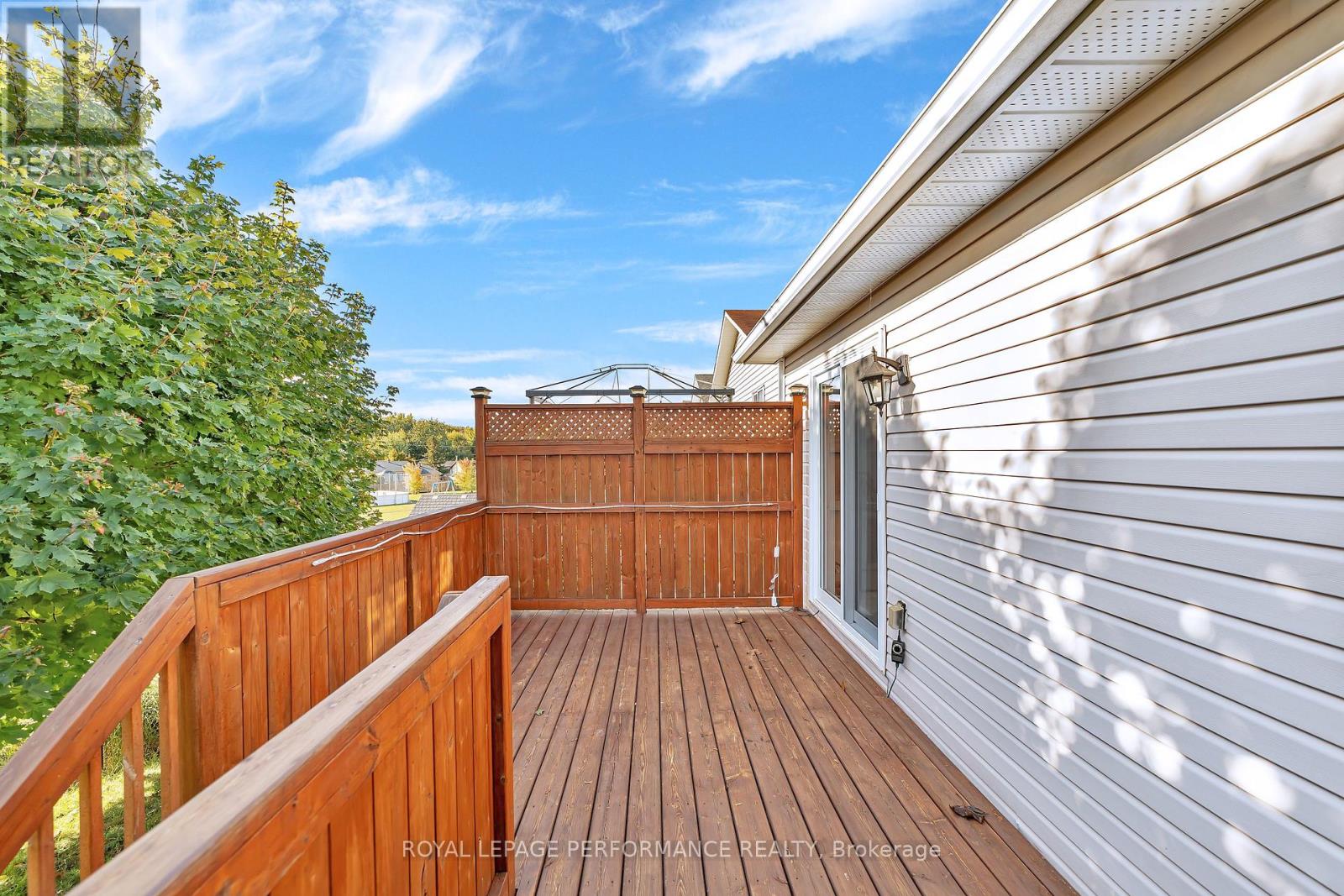 2833 Valerie Place, Clarence-Rockland, Ontario  K4K 1R3 - Photo 27 - X12120690