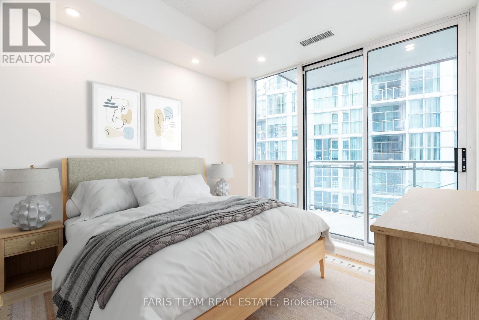 806 - 88 Palace Pier Court, Toronto (Mimico), Ontario  M8V 4C2 - Photo 15 - W12103421
