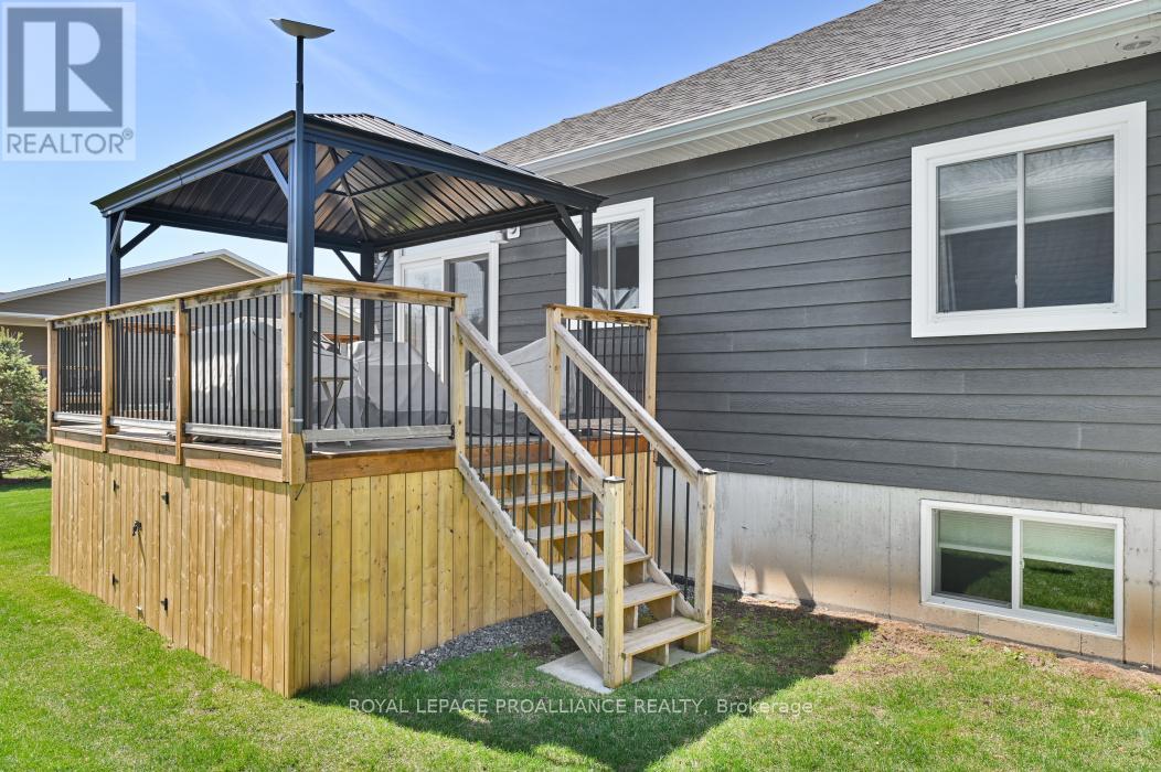 135 Rollins Street, Centre Hastings, Ontario  K0K 2K0 - Photo 34 - X12120590