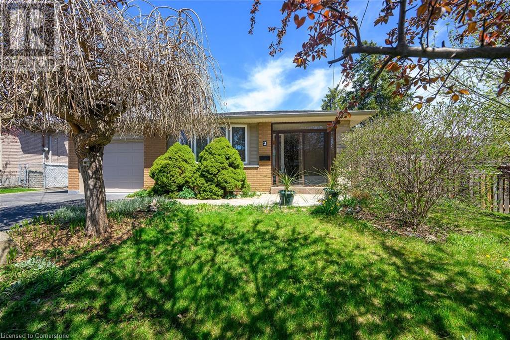 2 Par Place, Hamilton, Ontario  L8K 5V9 - Photo 1 - 40723924