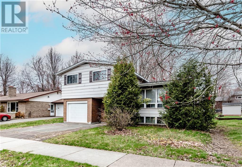 Property at 69 Chandler Crescent image 2