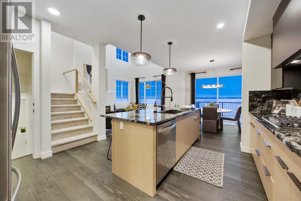 Property at 350 Hotchkiss Manor SE image 5